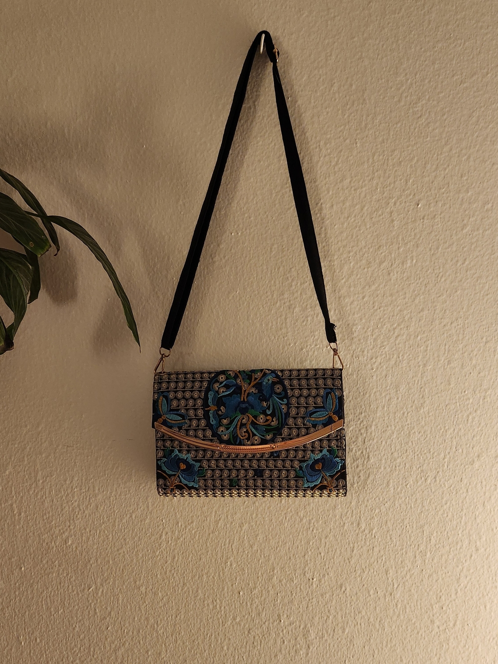 Blue Floral Embroidered Crossbody Bag - Women's Shoulder Purse